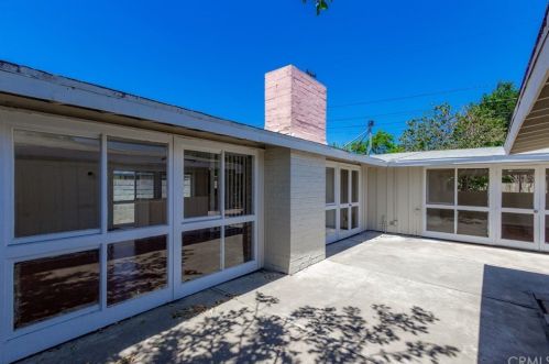 1129 Vermont Ave, Anaheim CA  92802-1825 exterior