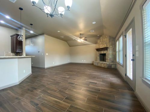 3318 White Horse Dr, Granbury TX  76049 exterior