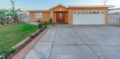 1726 Willits St, Santa Ana, CA 92703-4441