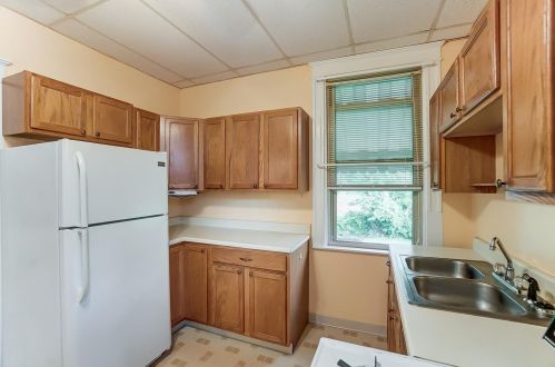 811 Academy Ave, Cincinnati OH  45205-1623 exterior