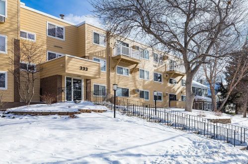 333 8th St, Minneapolis MN  55414-1267 exterior