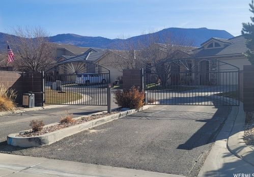 2351 Crescent Heights Dr, Cedar City, UT 84720-3360