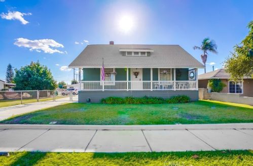 13530 Meyer Rd, Whittier, CA 90605-3944