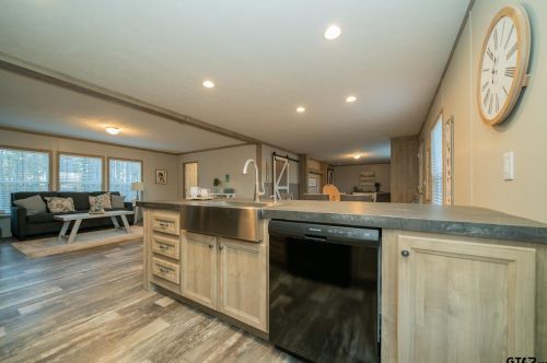 2396 Blocker Rd, Marshall TX 75672-3720 exterior