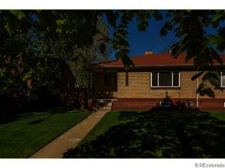 3863 Perry St, Denver, CO 80212-2146