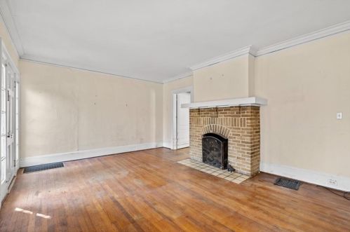 1384 Emory Rd, Atlanta GA  30306-2406 exterior