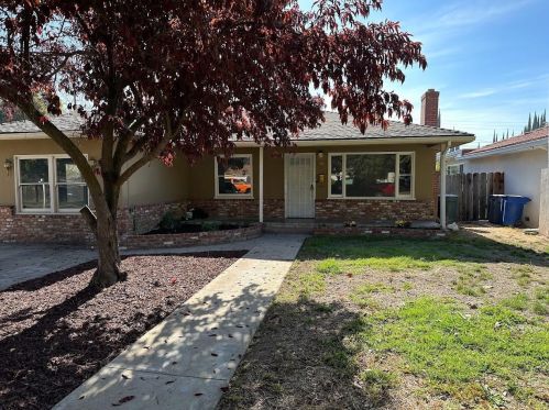 1528 22nd St, Merced, CA 95340-3469