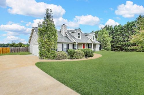 211 Ferguson Ave, Locust Grove GA  30248-4434 exterior