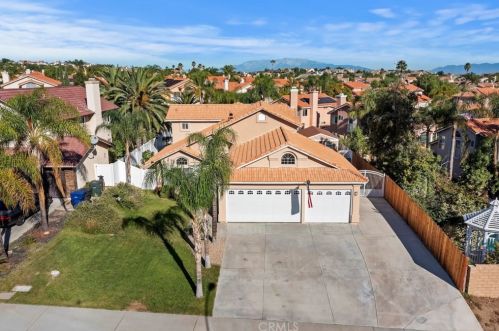 8517 Rosemary Dr, Riverside CA  92508-2921 exterior