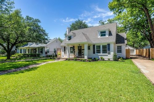 6104 Locke Ave, Fort Worth TX  76116-4635 exterior