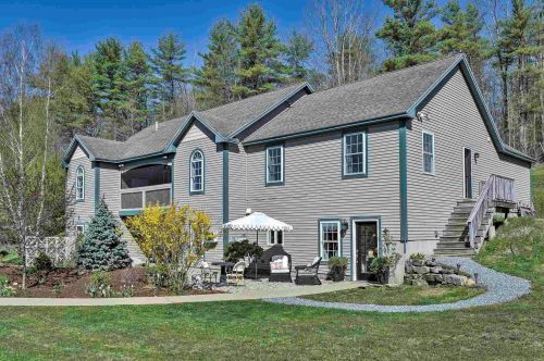 5 Oliver Rd, Marlborough, NH 03455-3111