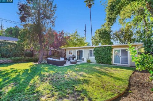 3104 San Ramon Rd, Concord CA  94519-2227 exterior
