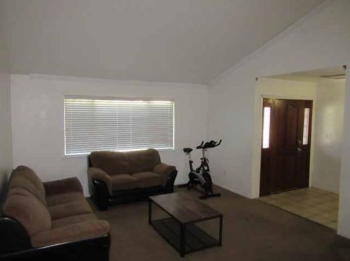 9510 Chisholm Way, Stockton, CA 95209-1320