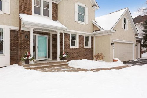 1704 Brant Cir, Saint Paul MN  55122-2290 exterior