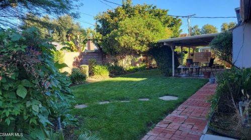 2105 Hurles Ave, Simi Valley CA 93063-2731 exterior