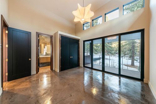 11761 Bottcher Loop, Truckee CA  96161-2792 exterior