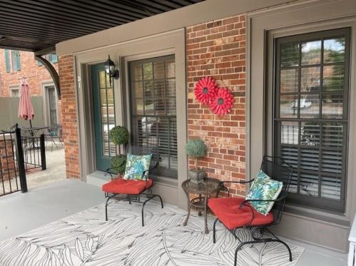 3091 Colonial Way, Atlanta GA  30341-5301 exterior