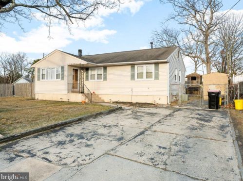 51 Morgan St, Erial, NJ 08081-1435