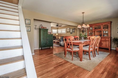 775 Falesky St, Rahway, NJ 07065-1819