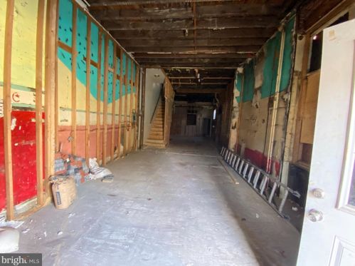 2532 22nd St, Philadelphia PA 19140-4704 exterior