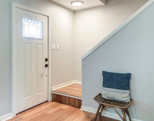 5205 Buffalo Pass, Austin TX  78745-2703 exterior