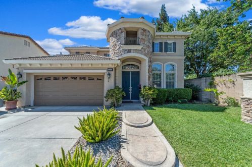 3800 Banyan Tree Ct, Modesto, CA 95355