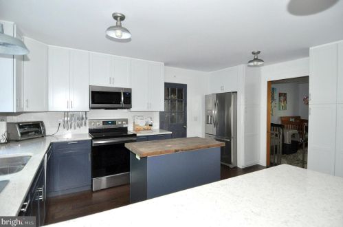 314 Shirley Dr, Berkeley Springs WV  25411-4966 exterior