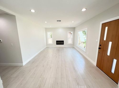 1336 Allen Ave, Glendale CA  91201-1106 exterior