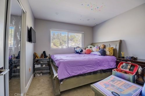 1518 Cochran St, Simi Valley CA 93065-2047 exterior