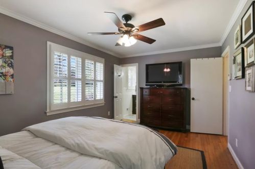 284 Elden Dr, Atlanta GA  30342-2030 exterior