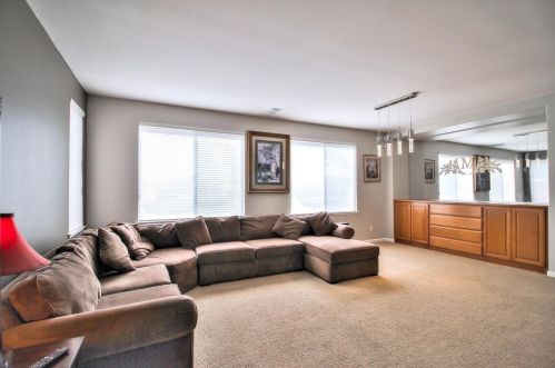 1888 Crater Pl, Tracy, CA 95304-5829