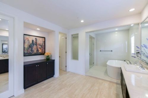 73 Gainsboro, Irvine CA  92620-2187 exterior