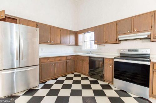 4330 Hickory Wood Ln, Atlanta GA  30360-2620 exterior