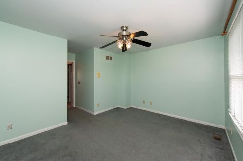 6236 Ashbourne Pl, Cincinnati OH 45233-4455 exterior