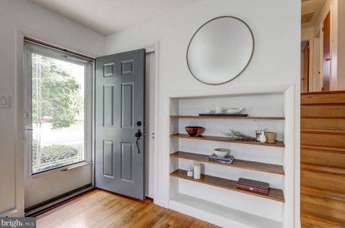 1651 Sunset Ave, Lancaster PA  17601-4355 exterior