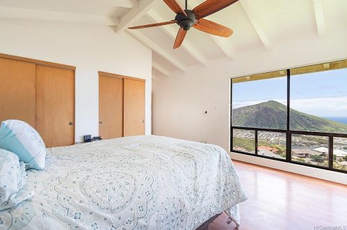 1020 Kaluanui Rd, Honolulu HI  96825-1323 exterior