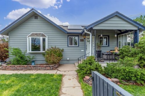 4945 Green Ct, Denver CO  80221-1109 exterior