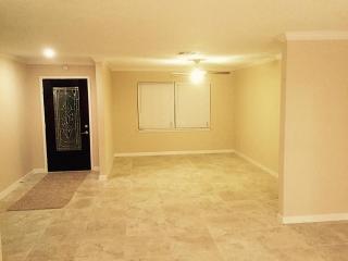 8919 Valley View Ln, Houston TX  77074-2525 exterior