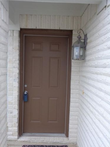 2213 Shady Birch Dr, Conroe TX  77301-3345 exterior