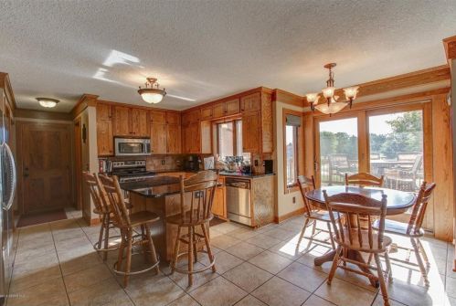 3 Island Heights Ct, Pine Island, MN 55963-9739