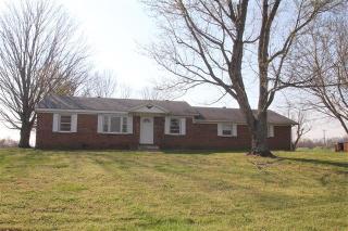 4122 Hickerson Rd, Manchester, TN 37355-6223