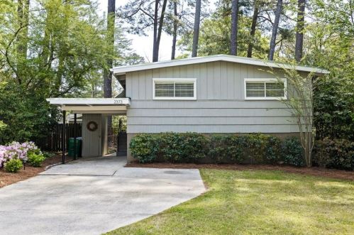 2373 Bynum Rd, Atlanta, GA 30319-3907
