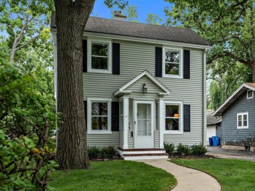 580 Skokie Ave, Highland Park, IL 60035-2032
