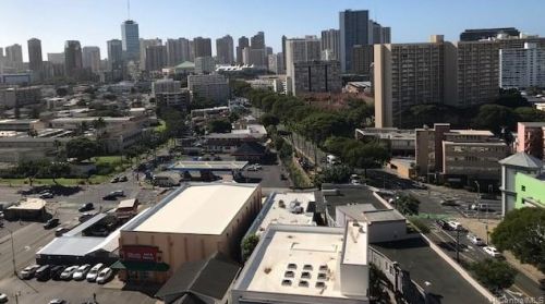 1315 Kalakaua Ave, Honolulu HI  96826-1909 exterior
