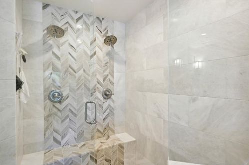 6930 Hunters Knl, Atlanta GA  30328-1763 exterior