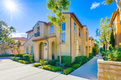 347 Cardinal Ln, Upland, CA 91786-7723