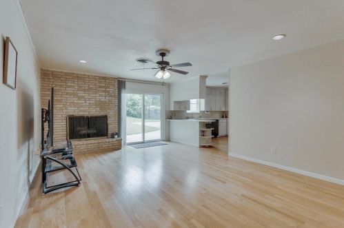 1712 Ridgmar Blvd, Fort Worth TX  76116-2048 exterior