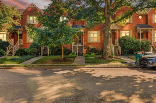 2114 Alpine Pl, Cincinnati OH  45206-2603 exterior