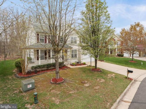 12328 Douglas Fir Loop, Gainesville VA  20155-3879 exterior