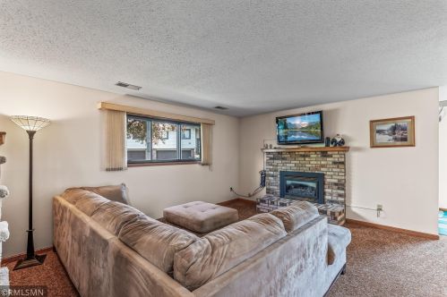 600 Donegal Cir, Saint Paul MN  55126-4715 exterior